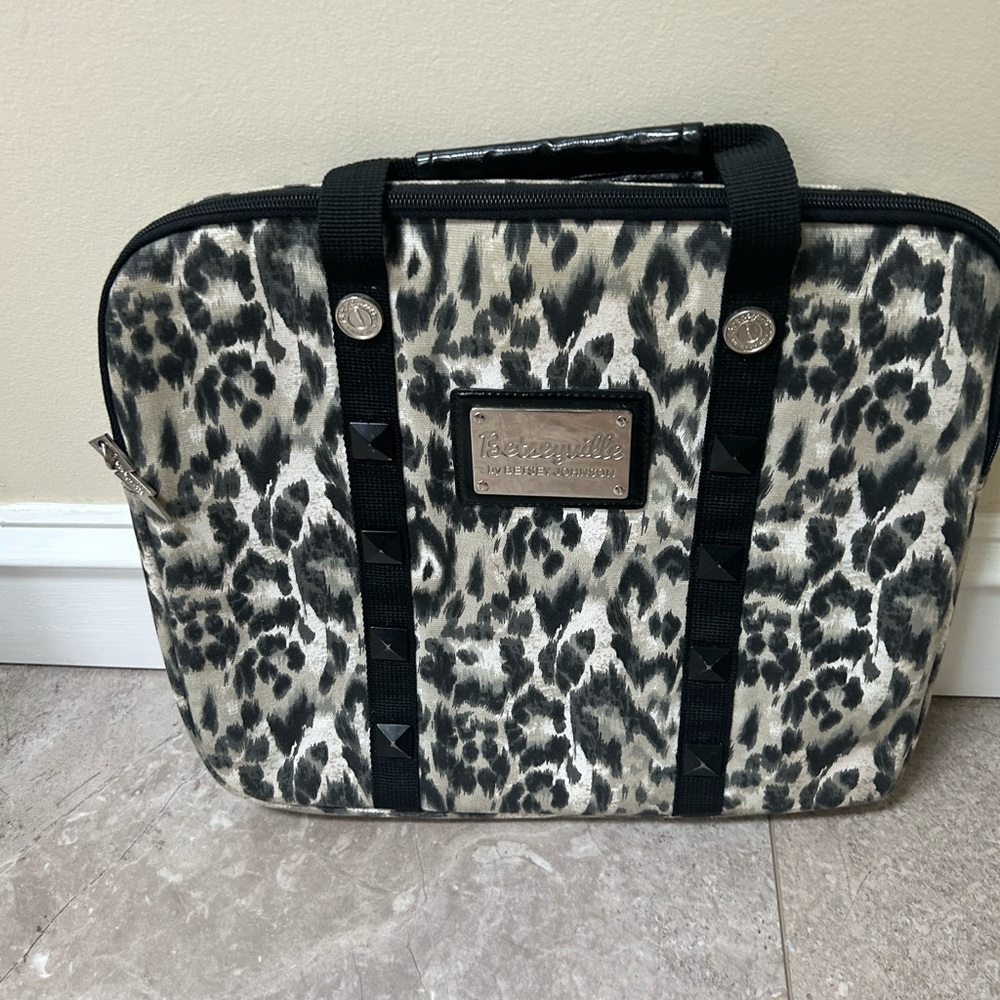 Betsyville by Betsy Johnson laptop bag